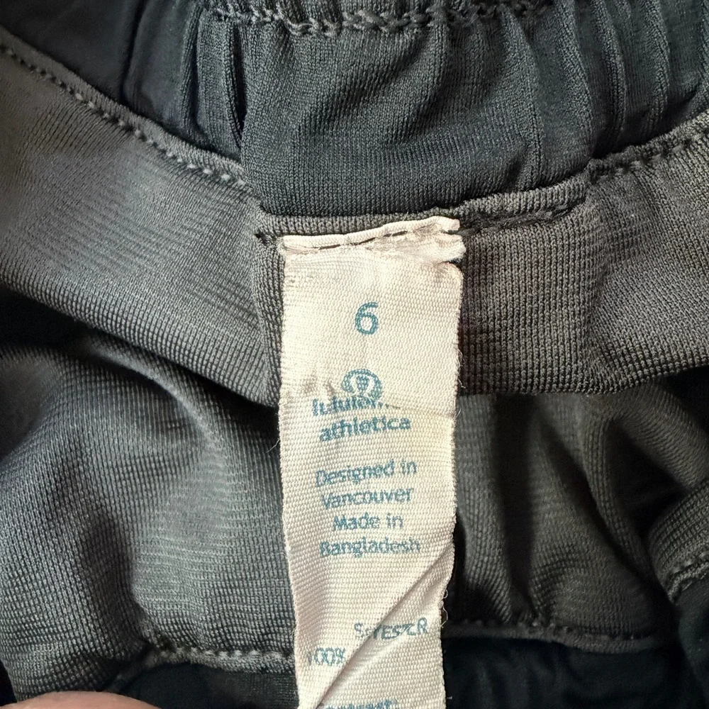 Lululemon Run Track Attack Running Shorts Black Athletic Women's Size 6